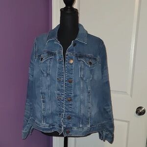 Stylish Light Blue Denim Jacket